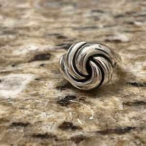 James Avery Retired large 3-d French Knot Ring